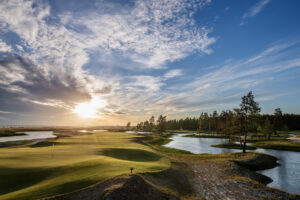 Pärnu Bay Golf Links 15th hole in sunset